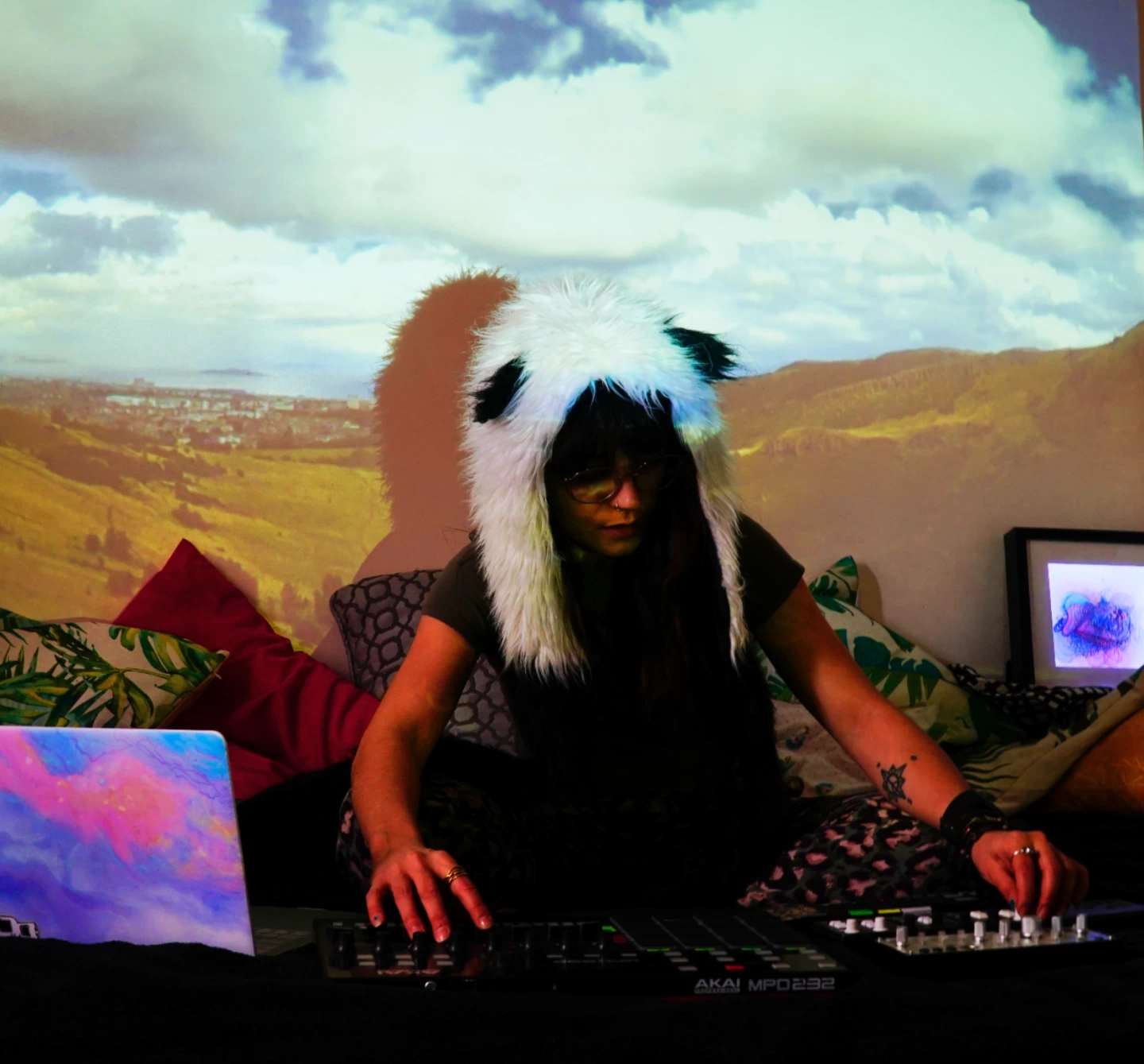 Angela Di Tomaso during an artistic performance